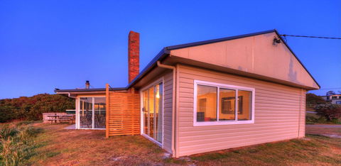 Arthur River Spa Cottage - Accommodation BNB 6