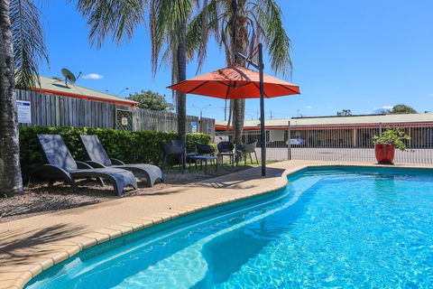 Clermont Country Motor Inn - Accommodation BNB 3