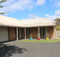 Stylish 2 Bedroom Unit - Accommodation BNB