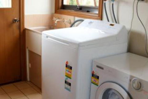 Stylish 2 Bedroom Unit - Accommodation BNB 6
