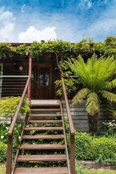 Hollyhock B&B - Accommodation BNB 0