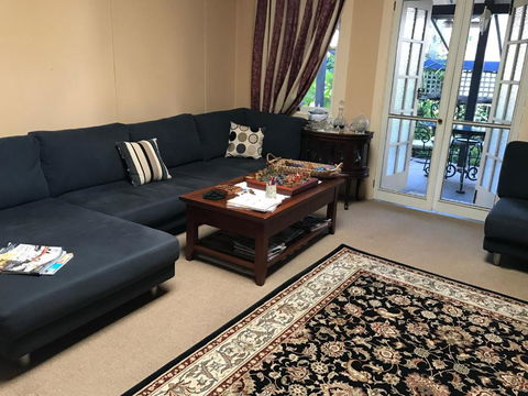 Guest House On Hyde - Accommodation BNB 3