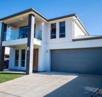 The Races Swanport - Accommodation BNB