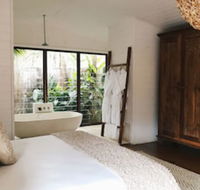 The Boathouses at Leaves  Fishes - Accommodation BNB