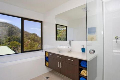 Earth Sea Sky - Accommodation BNB 2