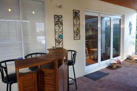 Holiday House - Accommodation BNB 4