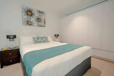 Absolute Collins - Accommodation BNB 2