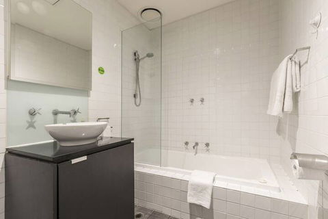 Absolute Collins - Accommodation BNB 3