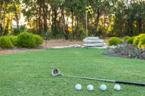 The White House At Wallcliffe Farms - Accommodation BNB 3