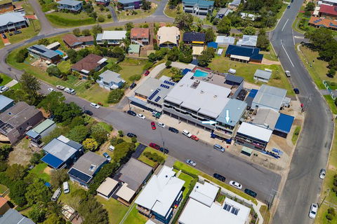 Blue View At Fingal Bay - Accommodation BNB 4