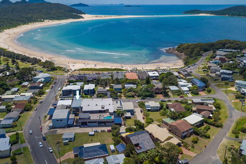 Blue View At Fingal Bay - Accommodation BNB 3