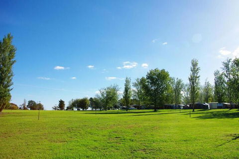 Hilltop Resort - Accommodation BNB 4