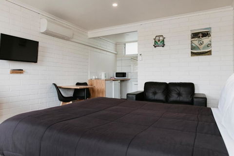 Anchor Wheel Motel - Accommodation BNB 3