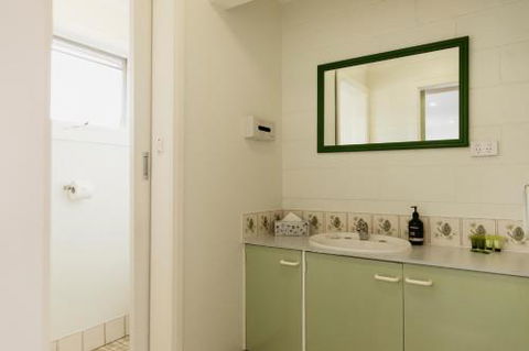 Anchor Wheel Motel - Accommodation BNB 4