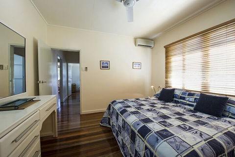 Twin Cottages - Accommodation BNB 5