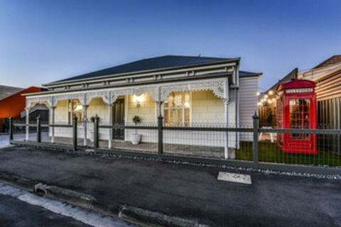Aloha Luxury Central Apartments - Accommodation BNB 0