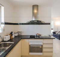 Cosy Murdoch Home - Accommodation BNB