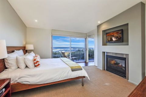 HEARNS BEACHSIDE VILLA 8 - Accommodation BNB 0