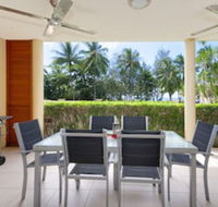 Peponi 2 - Beachfront Apartment - Accommodation BNB