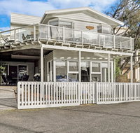 Boathouse Apartment - Accommodation BNB