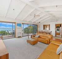 East Beach House - Accommodation BNB