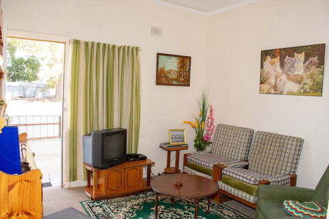 Kimba Units - Accommodation BNB 6