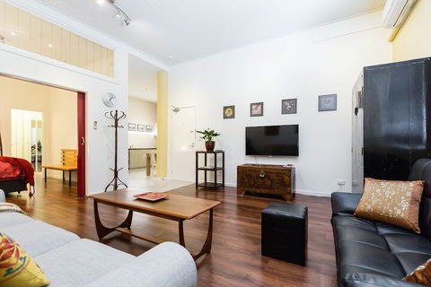 ARCHIE, 1BDR Melbourne Apartment - Accommodation BNB 2