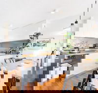 ISAAC 1BDR South Melbourne Apartment - Accommodation BNB