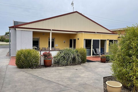 Austral Place 88 Via Merri River - Accommodation BNB 4