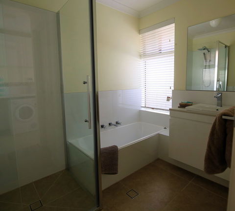 Mindarie Villa - Accommodation BNB 3