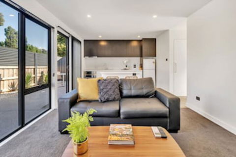 Punchbowl Executive Apartments - Accommodation BNB 0