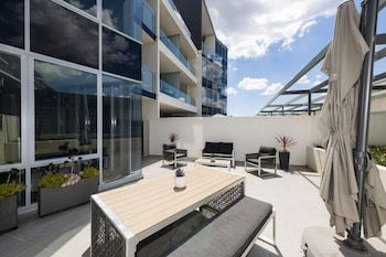 Accommodate Canberra - Lakefront - Accommodation BNB 6
