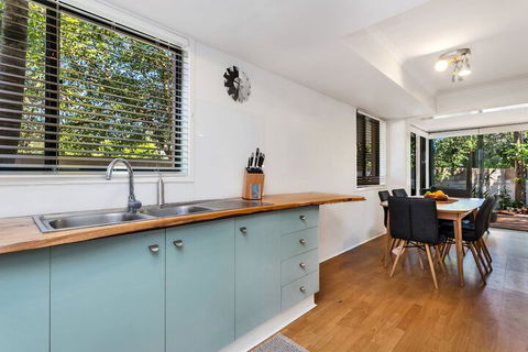 A PERFECT STAY - Mahogany Lodge - Accommodation BNB 3