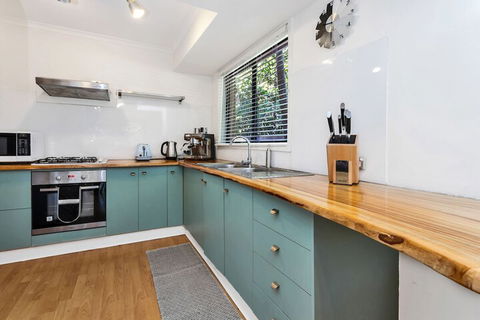 A PERFECT STAY - Mahogany Lodge - Accommodation BNB 4
