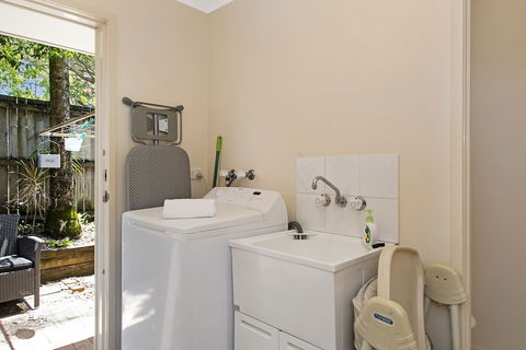Growder Court 3 - Coolum Beach QLD - Accommodation BNB 2
