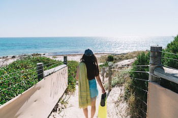 Sun Studio At Quinns Beach - Accommodation BNB 1