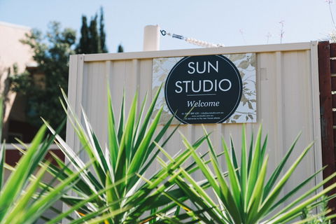 Sun Studio At Quinns Beach - Accommodation BNB 2