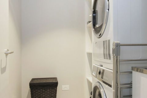 Accommodate Canberra - The Pier - Accommodation BNB 3