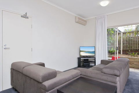 Zenith Studio Unit 4 / 10 Messines Street - Accommodation BNB 2