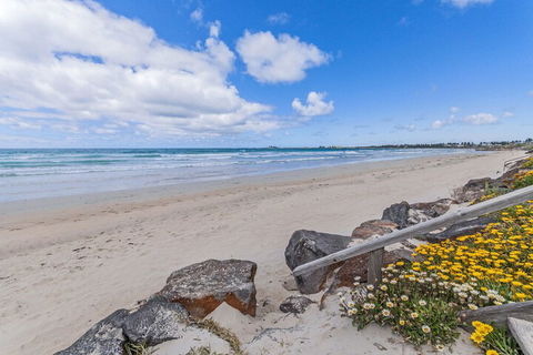 Aqua Mist Seascape - Accommodation BNB 3