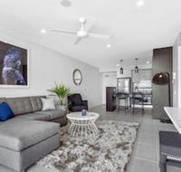 Direct Hotels - North Shore Kawana - Accommodation BNB