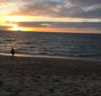 Aquawaters house by Barefoot Beach stays - Accommodation BNB