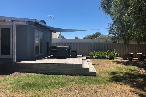 Barefoot Beach Cottage - Accommodation BNB 1
