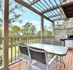 Villa Prosecco Located Within Cypress Lakes - Accommodation BNB