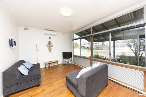Douglas Cottage - Accommodation BNB 7