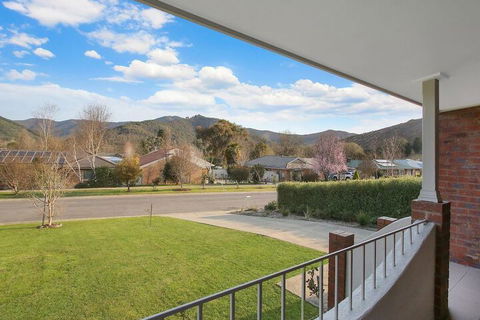Abbey Rose - Bright, VIC - Accommodation BNB 3