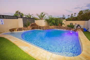 Anaheim Park Oasis - Accommodation BNB 0