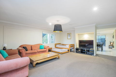 Anaheim Park Oasis - Accommodation BNB 4