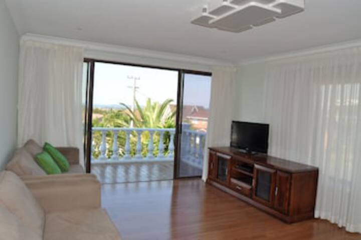 Mount Warrigal NSW Accommodation BNB