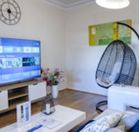 Wollongong train station holiday house - Accommodation BNB
